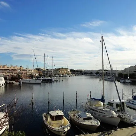 Apartment Cabine, Terrasse Au Grau-du-roi, Proche Et Commerces - Fr-1-307-96
