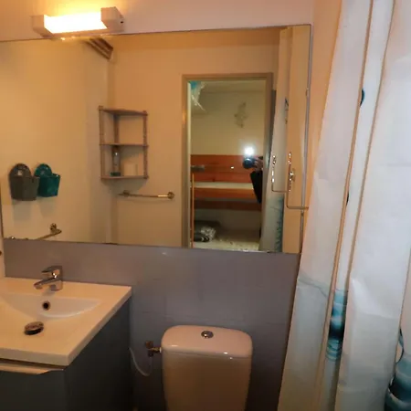 Cabine, Terrasse Au Grau-du-roi, Proche Et Commerces - Fr-1-307-96 Le Grau-du-Roi